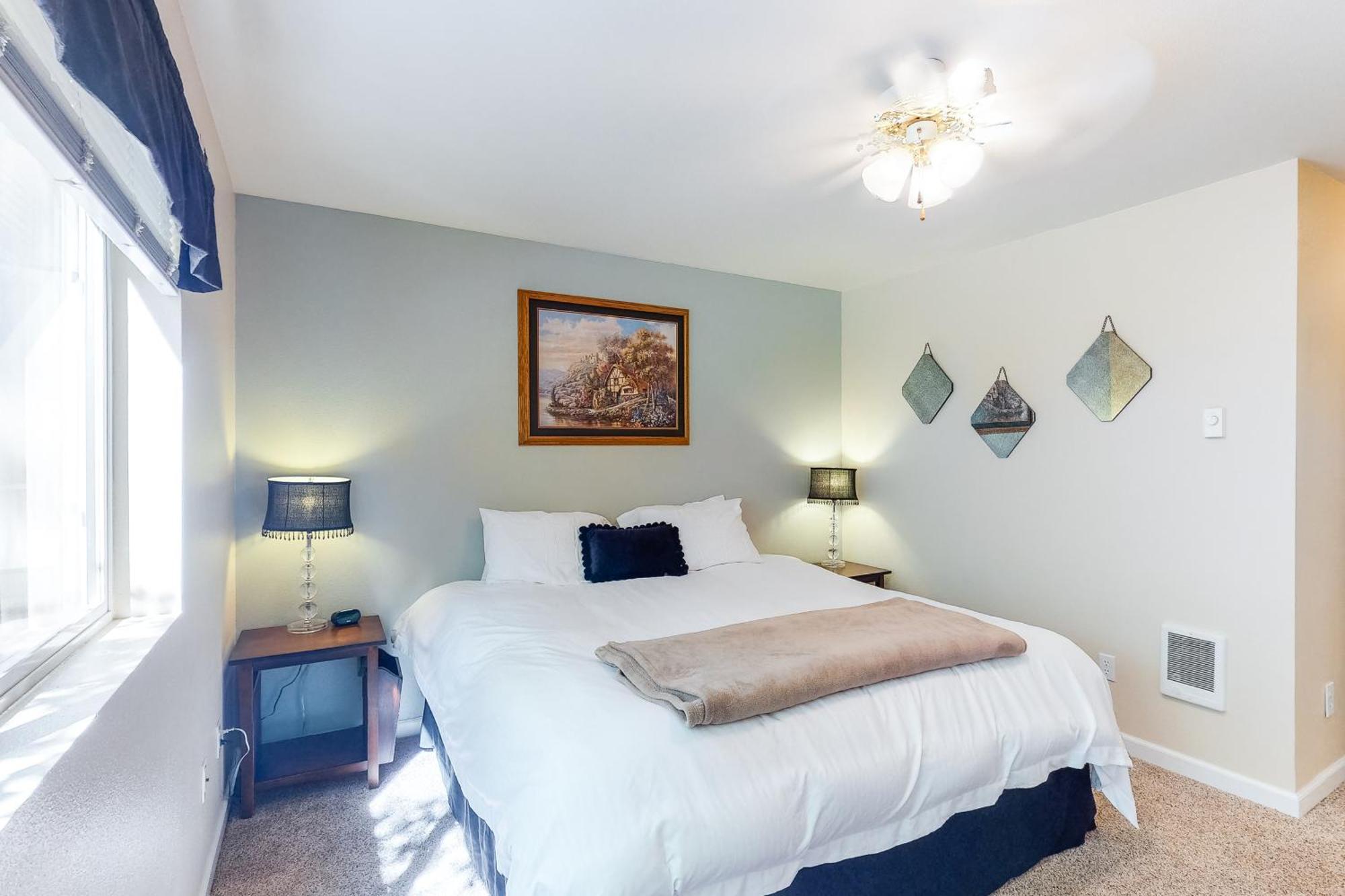 3 Bed 2 Bath Apartment In ليفينورث الغرفة الصورة